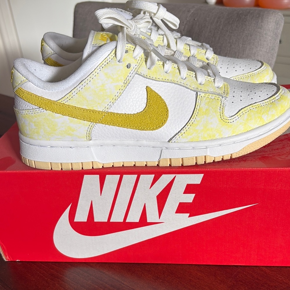 Women’s Nike Sneakers